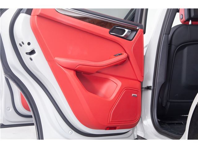 صورة مصغرة 69 لـ 2021 Porsche MACAN