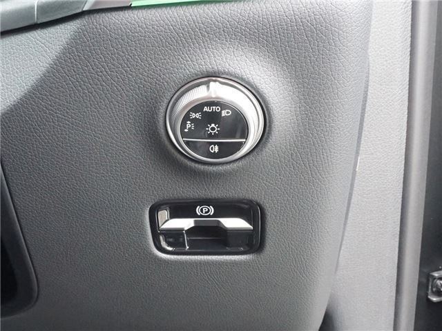 صورة مصغرة 41 لـ 2025 Mercedes-BENZ GLC-CLASS AMG