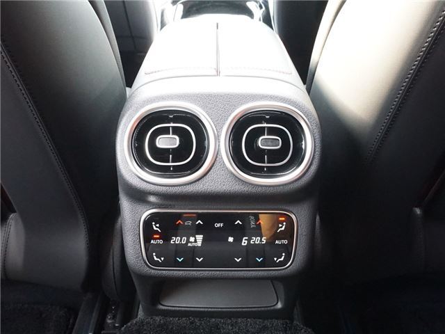 صورة مصغرة 60 لـ 2025 Mercedes-BENZ GLC-CLASS AMG