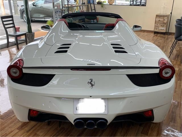 2013 Ferrari 458 SPIDER — миниатюра 16