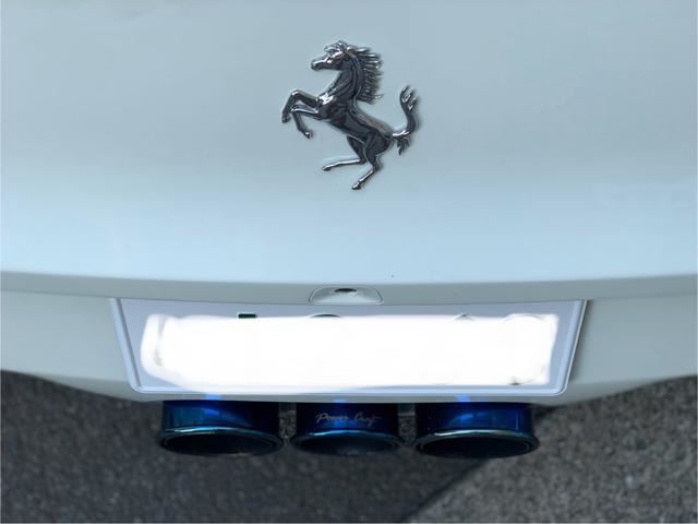 2013 Ferrari 458 SPIDER — миниатюра 27