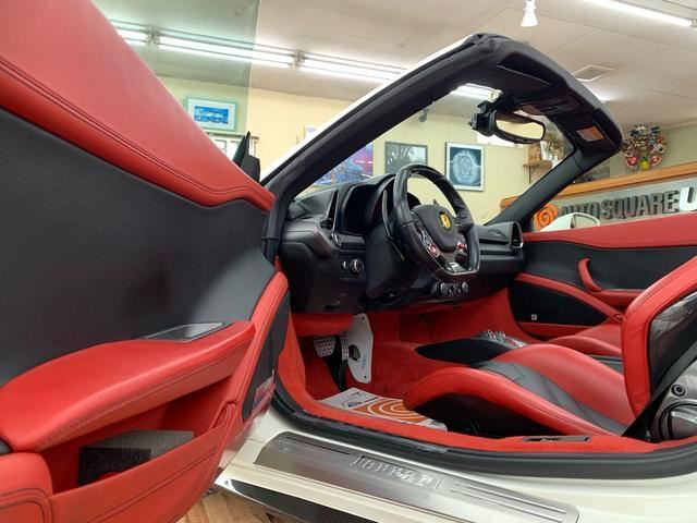 2013 Ferrari 458 SPIDER — миниатюра 45