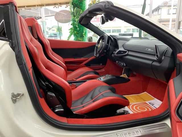 2013 Ferrari 458 SPIDER — миниатюра 60