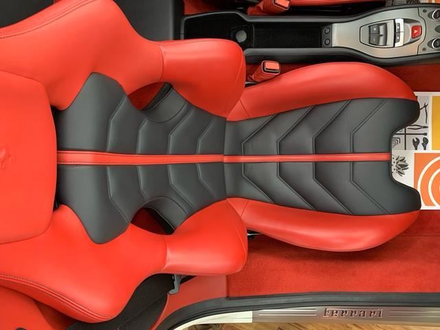 2013 Ferrari 458 SPIDER — миниатюра 62