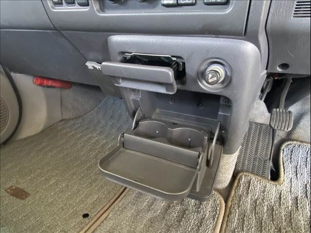 1997 Honda STEP WAGON — миниатюра 31