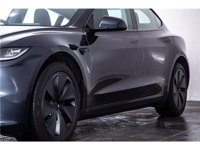 صورة مصغرة 17 لـ 2024 Tesla MODEL 3