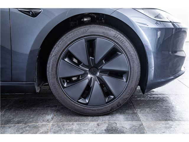 صورة مصغرة 35 لـ 2024 Tesla MODEL 3