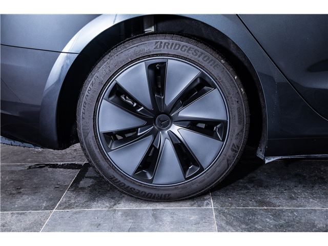 صورة مصغرة 36 لـ 2024 Tesla MODEL 3