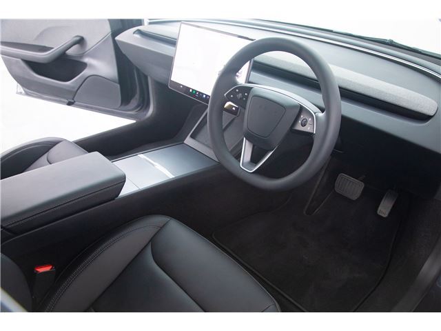 صورة مصغرة 46 لـ 2024 Tesla MODEL 3