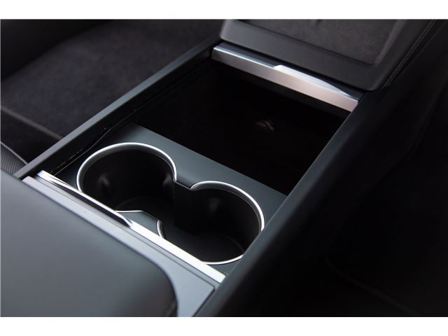 صورة مصغرة 59 لـ 2024 Tesla MODEL 3