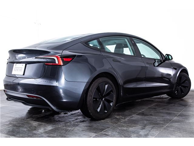 صورة 9 لـ 2024 Tesla MODEL 3
