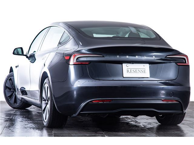 صورة 8 لـ 2024 Tesla MODEL 3