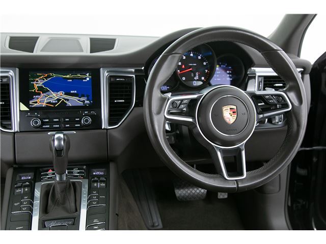 صورة مصغرة 44 لـ 2016 Porsche MACAN