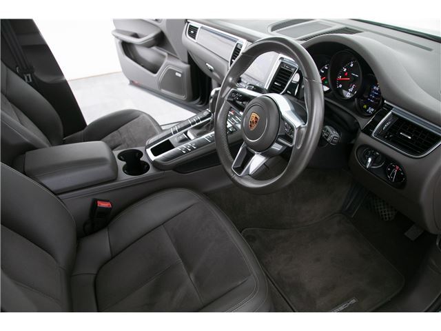 صورة مصغرة 49 لـ 2016 Porsche MACAN