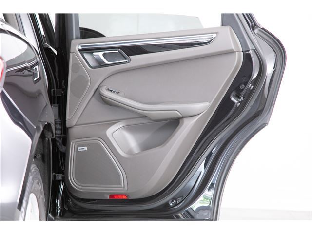 صورة مصغرة 69 لـ 2016 Porsche MACAN