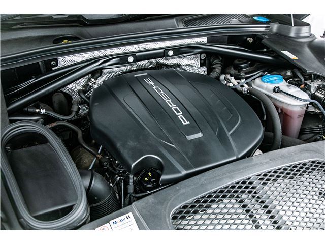 صورة مصغرة 76 لـ 2016 Porsche MACAN