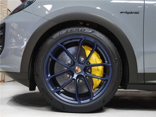 2024 Porsche CAYENNE COUPE — миниатюра 21