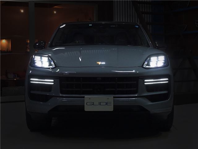 2024 Porsche CAYENNE COUPE — миниатюра 34
