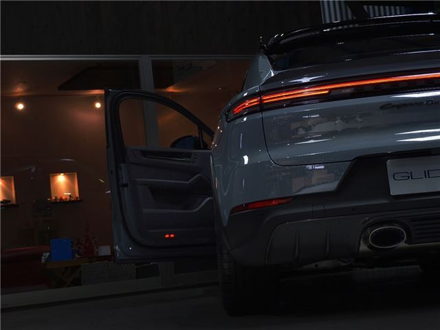 2024 Porsche CAYENNE COUPE — миниатюра 40