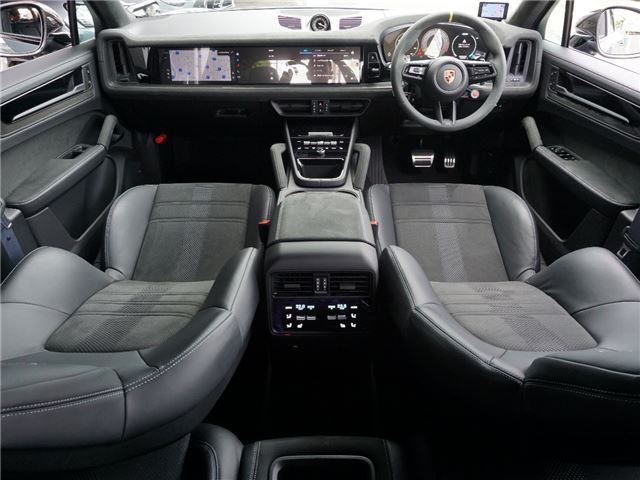 2024 Porsche CAYENNE COUPE — миниатюра 46
