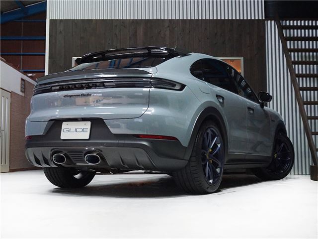 صورة 7 لـ 2024 Porsche CAYENNE COUPE