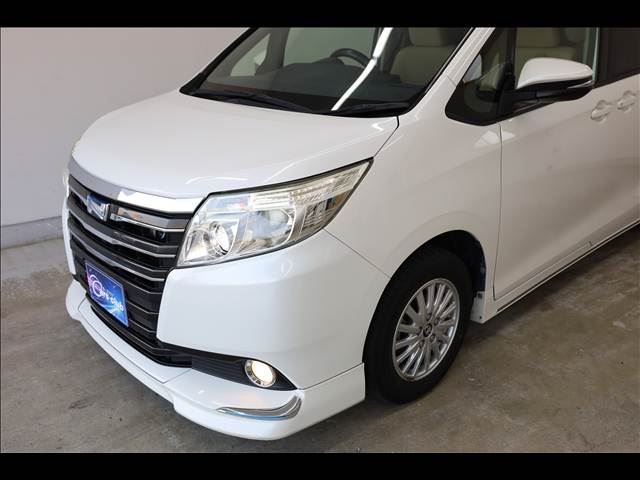 2014 Toyota NOAH 缩略图 13