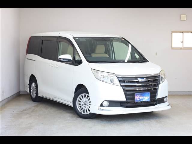 2014 Toyota NOAH 照片 2