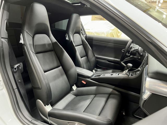 2016 Porsche 911 — миниатюра 11