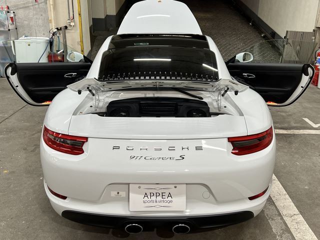 2016 Porsche 911 — миниатюра 19