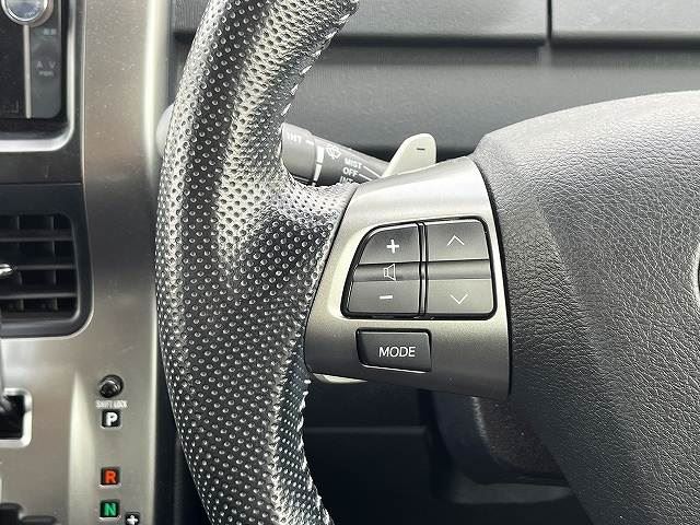 2012 Toyota VOXY — миниатюра 17