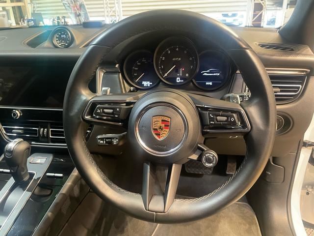 صورة مصغرة 13 لـ 2022 Porsche MACAN