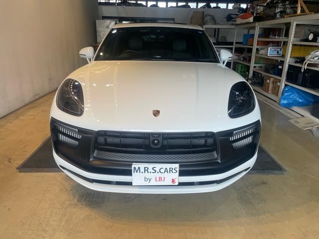 صورة 2 لـ 2022 Porsche MACAN