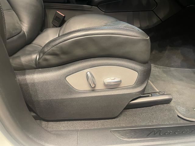 صورة مصغرة 23 لـ 2022 Porsche MACAN