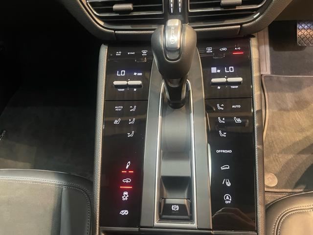 صورة مصغرة 26 لـ 2022 Porsche MACAN