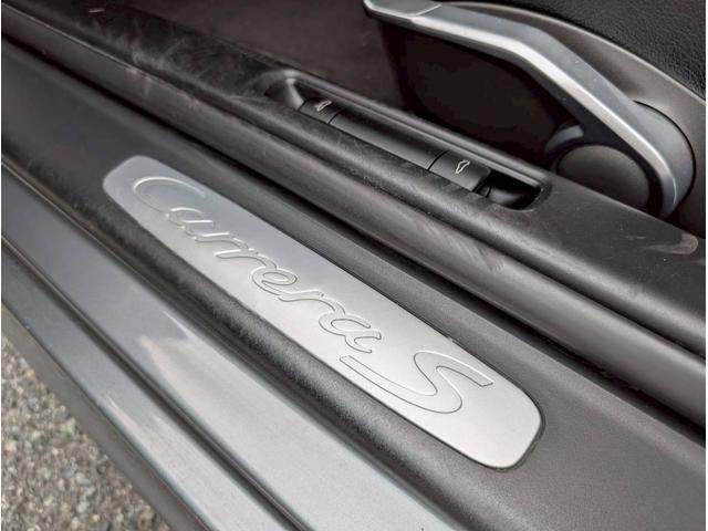2005 Porsche 911 — миниатюра 12