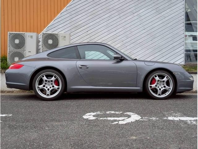 2005 Porsche 911 — миниатюра 16
