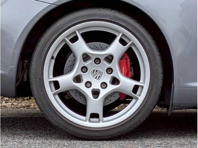 2005 Porsche 911 — миниатюра 19
