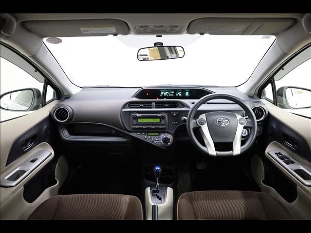 صورة 3 لـ 2012 Toyota AQUA