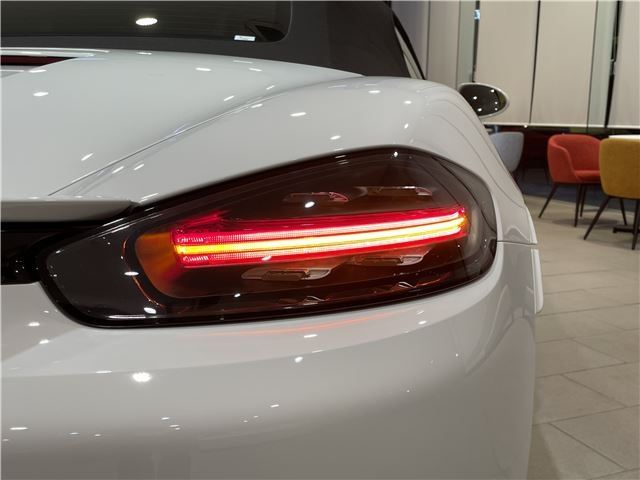 2017 Porsche 718 BOXSTER — миниатюра 15