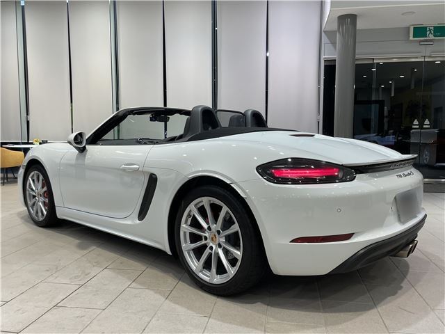 2017 Porsche 718 BOXSTER — миниатюра 21