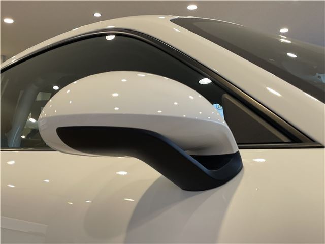 2016 Porsche 911 — миниатюра 14
