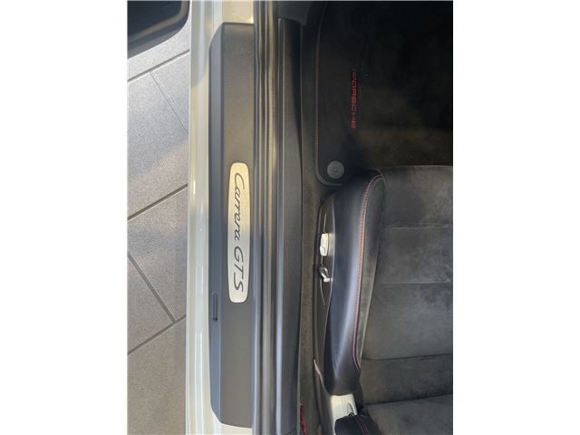 2017 Porsche 911 — миниатюра 30