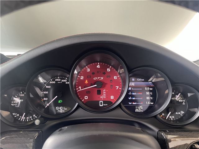 2017 Porsche 911 — миниатюра 35