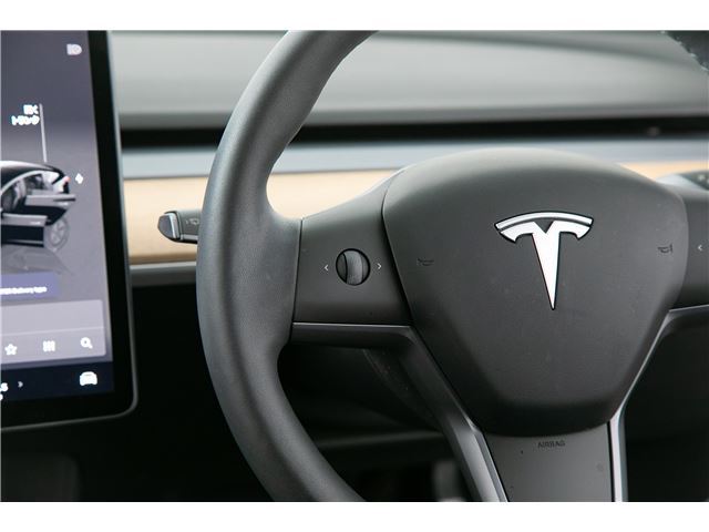 صورة مصغرة 47 لـ 2022 Tesla MODEL 3