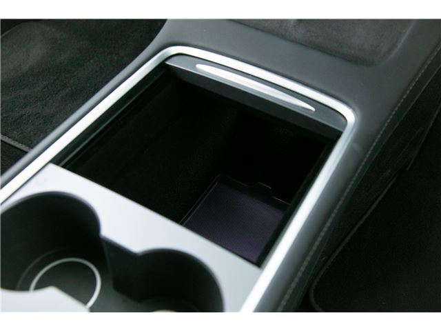 صورة مصغرة 59 لـ 2022 Tesla MODEL 3