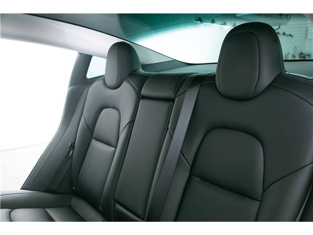 صورة مصغرة 67 لـ 2022 Tesla MODEL 3