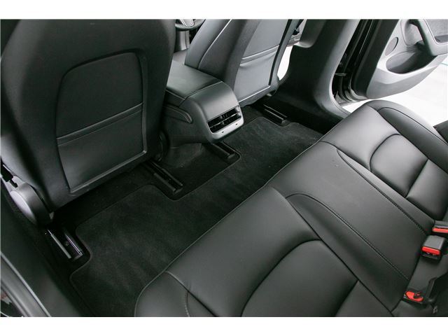 صورة مصغرة 68 لـ 2022 Tesla MODEL 3