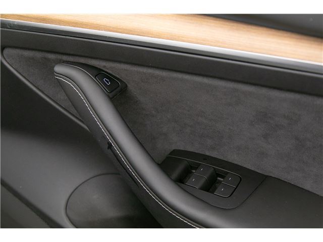 صورة مصغرة 73 لـ 2022 Tesla MODEL 3
