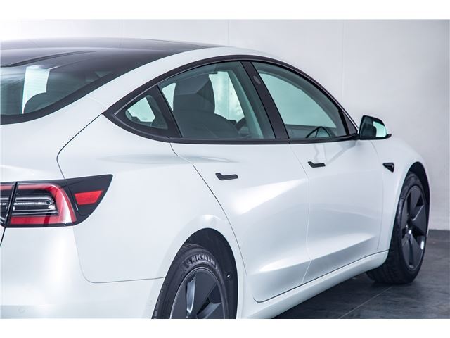صورة مصغرة 25 لـ 2021 Tesla MODEL 3