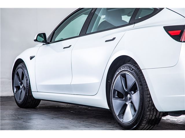صورة مصغرة 31 لـ 2021 Tesla MODEL 3